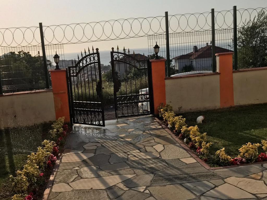 Yalova Apartments Esterno foto
